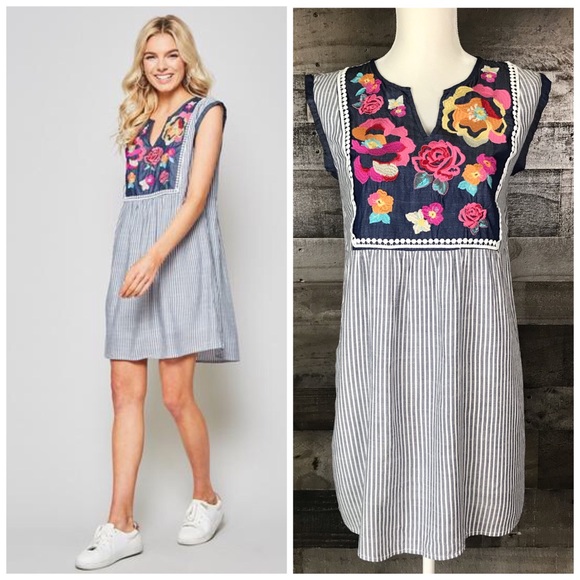 Andree Dresses & Skirts - Andree by Unit Embroidered Summer Dress Sz S